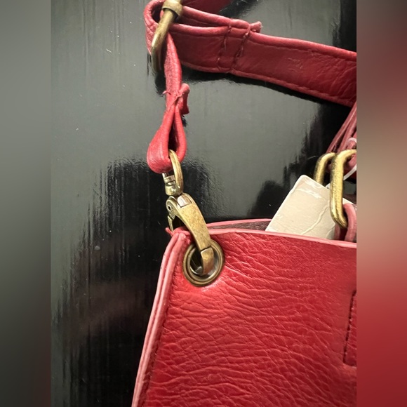 NWT • G.H. Bass & Co. Reversible Bag • Red & Brown - Picture 8 of 13